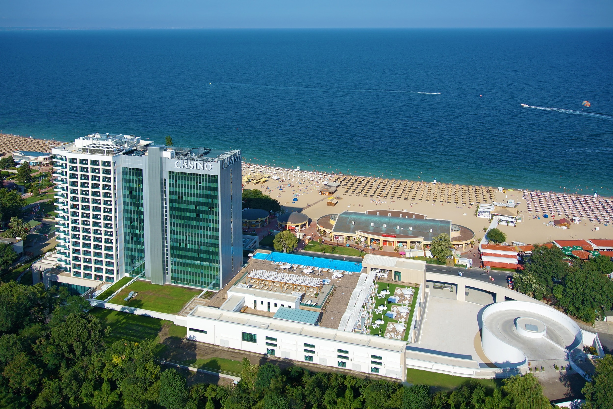 INTERNATIONAL_CASINO_TOWER__HOTEL_NISIPURILE_DE_AUR_BULGARIA_AIR_TOUR_TRAVEL